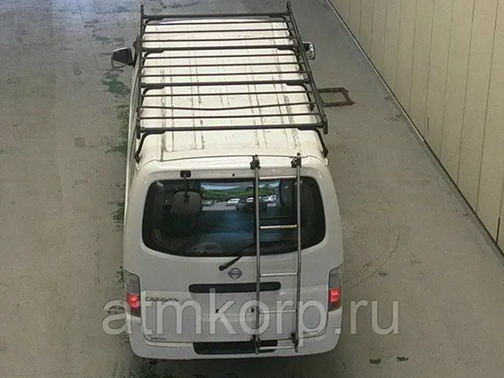 Микроавтобус Nissan Caravan  б/у фото 3