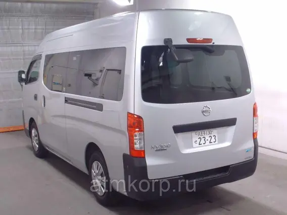 Микроавтобус Nissan Caravan  б/у фото 2