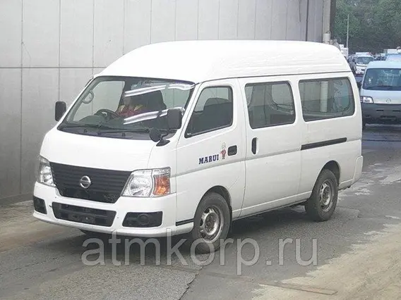 Микроавтобус Nissan Caravan  б/у