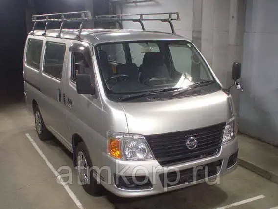 Микроавтобус Nissan Caravan  б/у