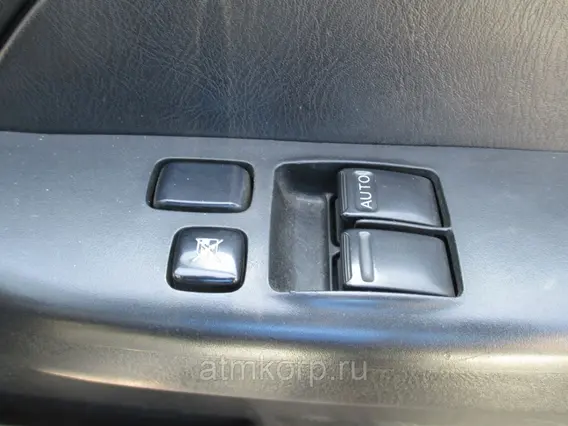Микроавтобус Nissan Caravan  б/у фото 4
