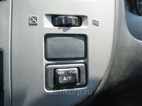 Микроавтобус Nissan Caravan  б/у фото 6