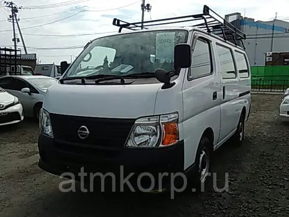 Микроавтобус Nissan Caravan  б/у
