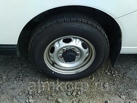 Микроавтобус Nissan Caravan  б/у фото 8