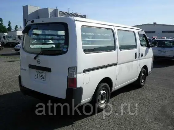 Микроавтобус Nissan Caravan  б/у фото 2