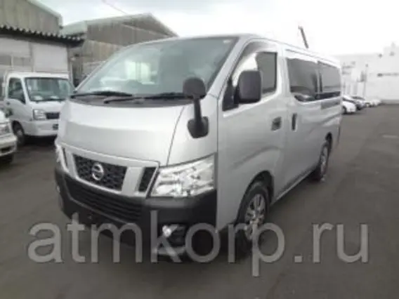 Микроавтобус Nissan Caravan  б/у