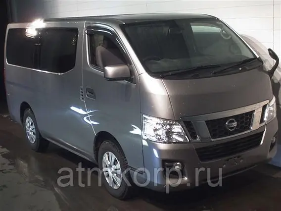 Микроавтобус Nissan Caravan  б/у