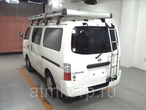 Микроавтобус Nissan Caravan  б/у фото 3