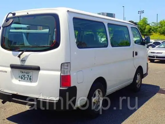 Микроавтобус Nissan Caravan  б/у фото 3
