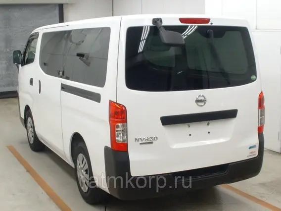Микроавтобус Nissan Caravan  б/у фото 2