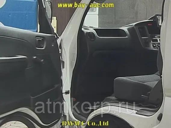 Автофургон Nissan Caravan  б/у фото 6