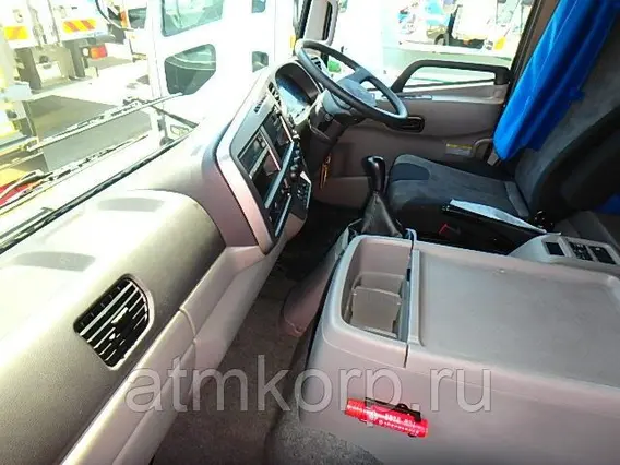 Автофургон Nissan Diesel Condor  б/у фото 4