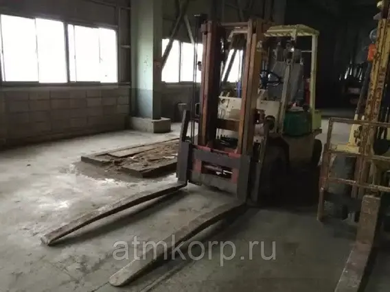 Вилочный погрузчик Nissan EF02  б/у
