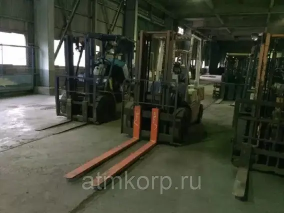 Вилочный погрузчик Nissan EF02  б/у
