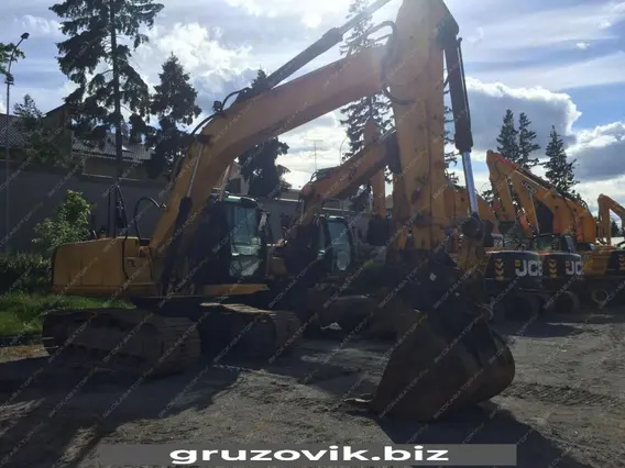Экскаватор JCB JS220 2008 года б/у