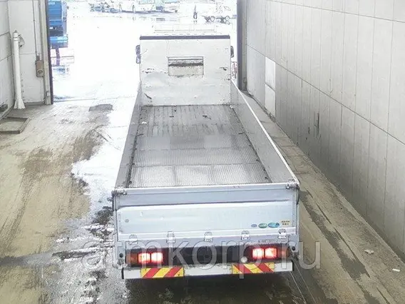 Бортовой Nissan UD  б/у фото 3