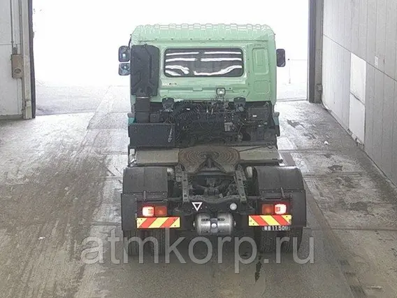 Тягач Nissan UD  б/у фото 3