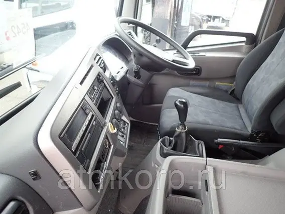 Бортовой Nissan UD б/у фото 4