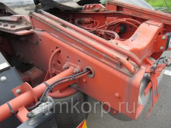 Тягач Nissan Quon  б/у фото 9