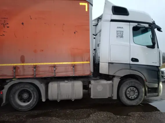 Седельный тягач Mercedes-Benz Actros 2022 года б/у фото 4