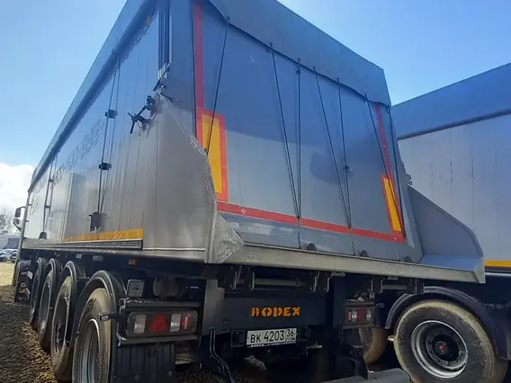 Самосвальный полуприцеп Bodex KIS 4WA1 2023 года б/у фото 5
