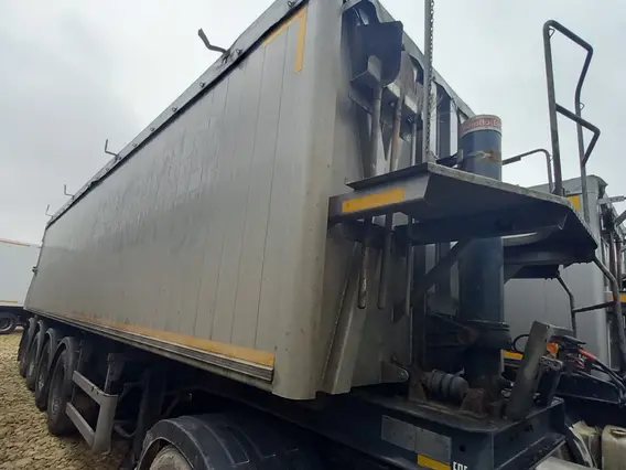 Полуприцеп самосвальный BODEX KIS 4WA1 2023 года б/у фото 2