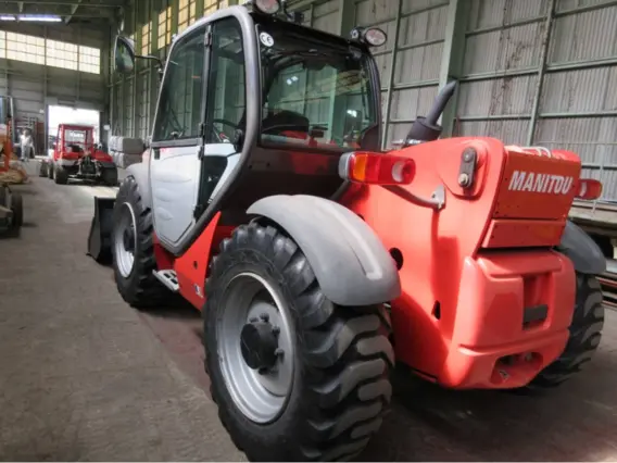 Фронтальный погрузчик Manitou MT 732 2009 года б/у фото 4