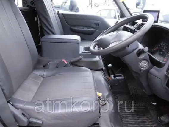 Микроавтобус Mazda Bongo  б/у фото 3