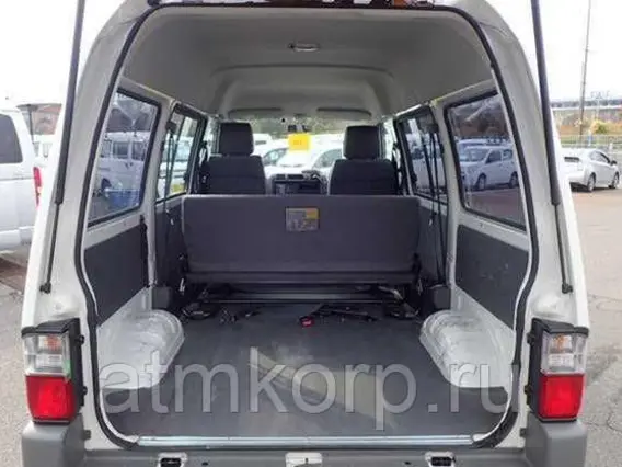 Микроавтобус Mazda Bongo  б/у фото 3