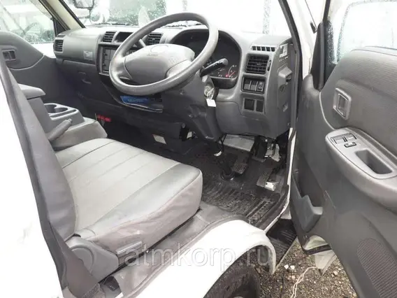 Изотермический фургон Mazda Bongo б/у фото 5