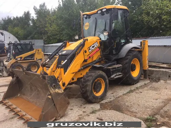 Экскаватор-погрузчик JCB 3CX 2013 года б/у