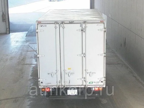 Автофургон Mitsubishi Canter  б/у фото 3