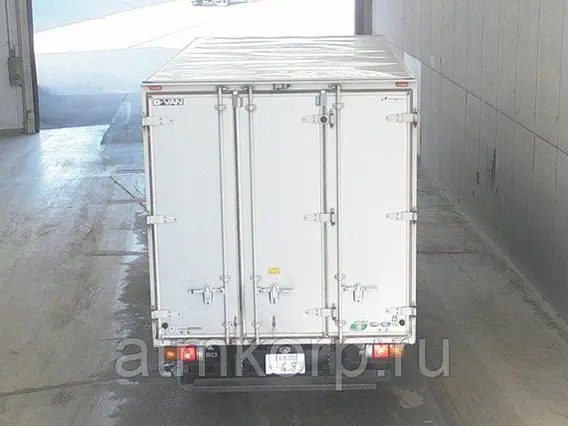 Автофургон Mitsubishi Canter  б/у фото 3