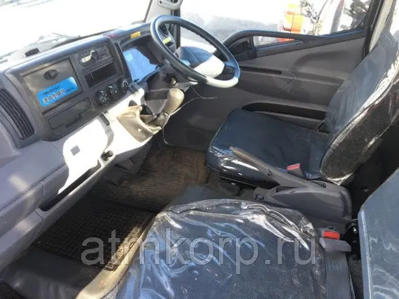 Бортовой Mitsubishi Canter б/у фото 3