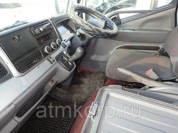 Бортовой Mitsubishi Canter б/у фото 4