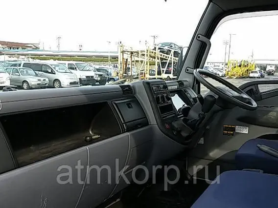 Эвакуатор Mitsubishi Canter  б/у фото 3