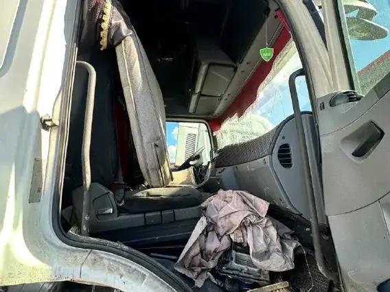 Седельный тягач Камаз 5490 2017 года б/у фото 6