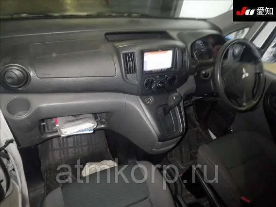Микроавтобус Mitsubishi DELICA  б/у фото 3
