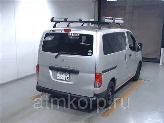 Микроавтобус Mitsubishi DELICA  б/у фото 4