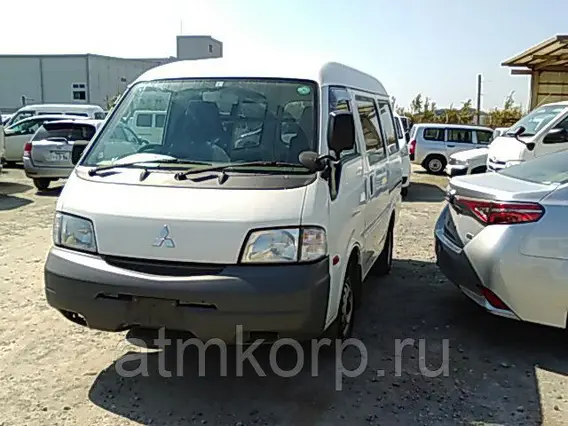 Микроавтобус Mitsubishi DELICA  б/у