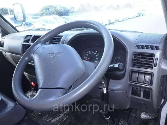 Микроавтобус Mitsubishi DELICA  б/у фото 7
