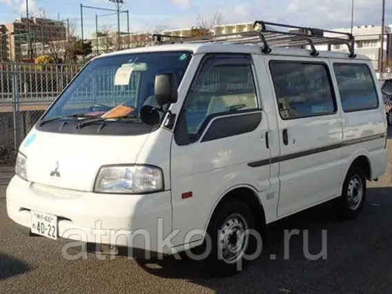 Микроавтобус Mitsubishi DELICA  б/у