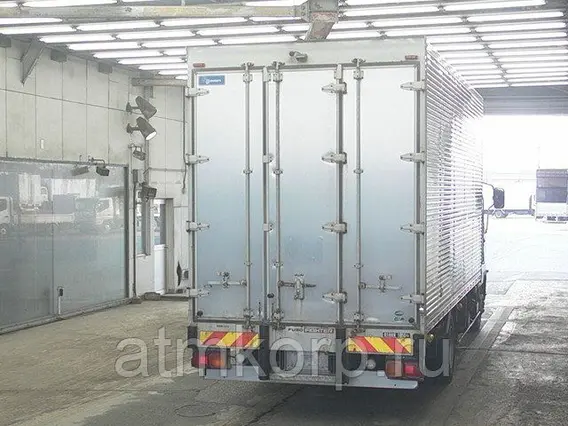 Автофургон Mitsubishi FUSO  б/у фото 2