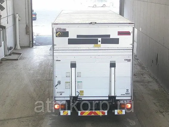 Автофургон Mitsubishi FUSO б/у фото 3