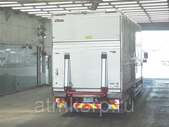 Автофургон Mitsubishi FUSO  б/у фото 2
