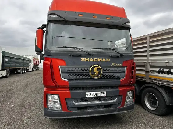 Седельный тягач Shacman SX42584V324 2022 года б/у фото 3