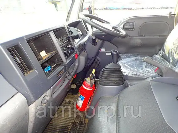 Автовышка Isuzu Elf  б/у фото 3