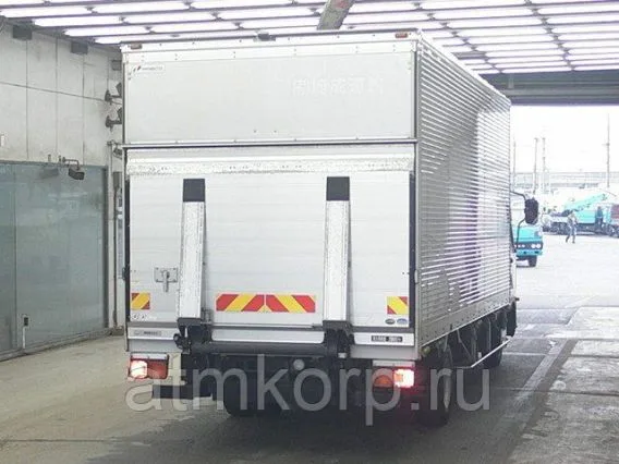 Автофургон Mitsubishi FUSO  б/у фото 2