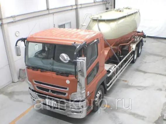 Дорожно-уборочный автомобиль Mitsubishi FUSO  б/у