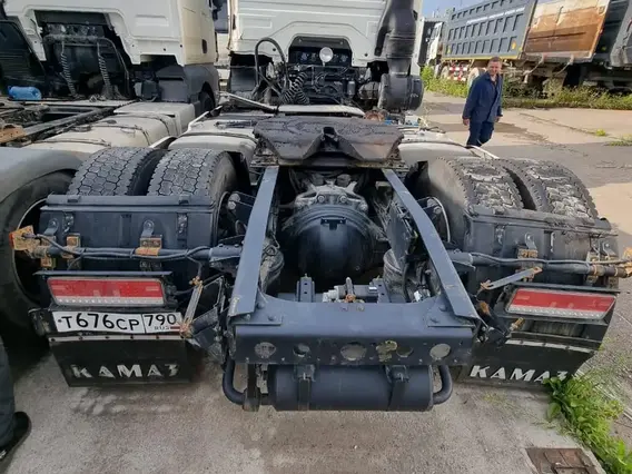 Седельный тягач Камаз 5490 2022 года б/у фото 6